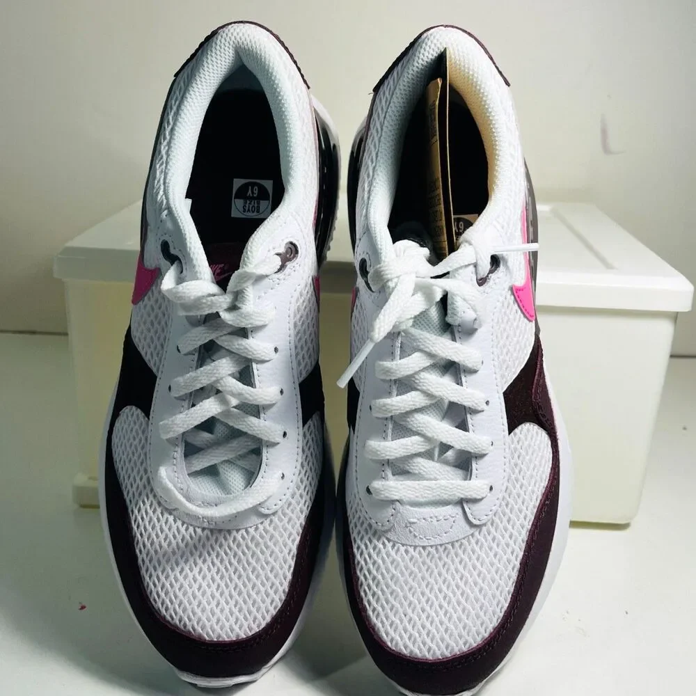 Nike introducing air